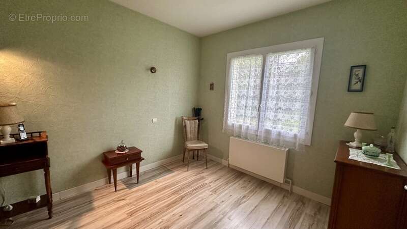 Maison à FARGUES-SAINT-HILAIRE