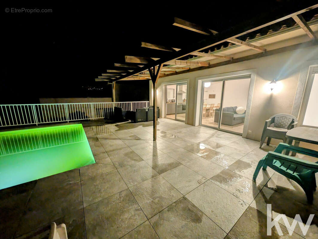 Maison à PORTO-VECCHIO