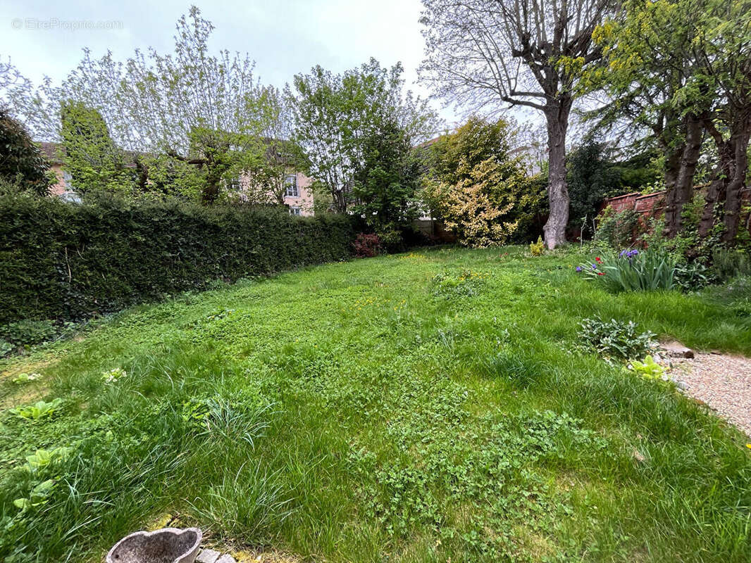 Appartement Chaville 4 pièce(s) 80 m2 terrasses jardin - photo 4