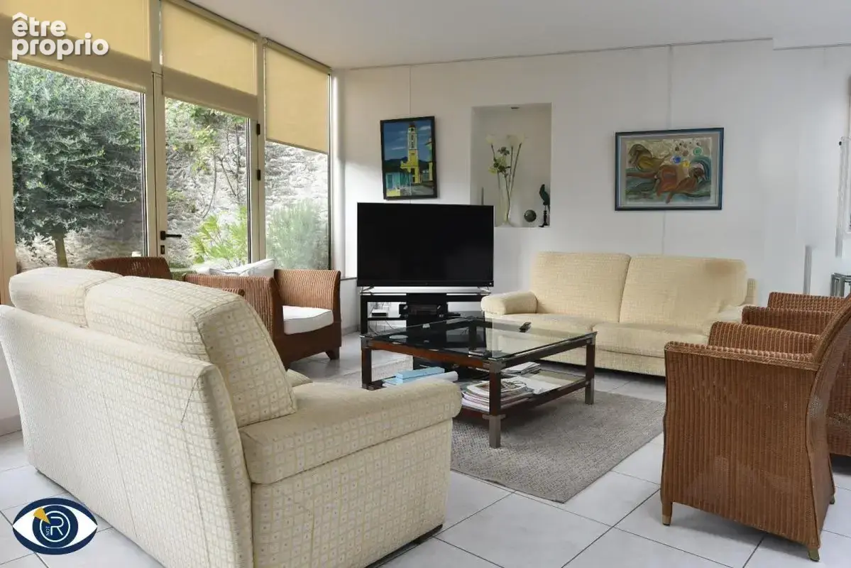 Maison 295 m² à Laval  - photo 7