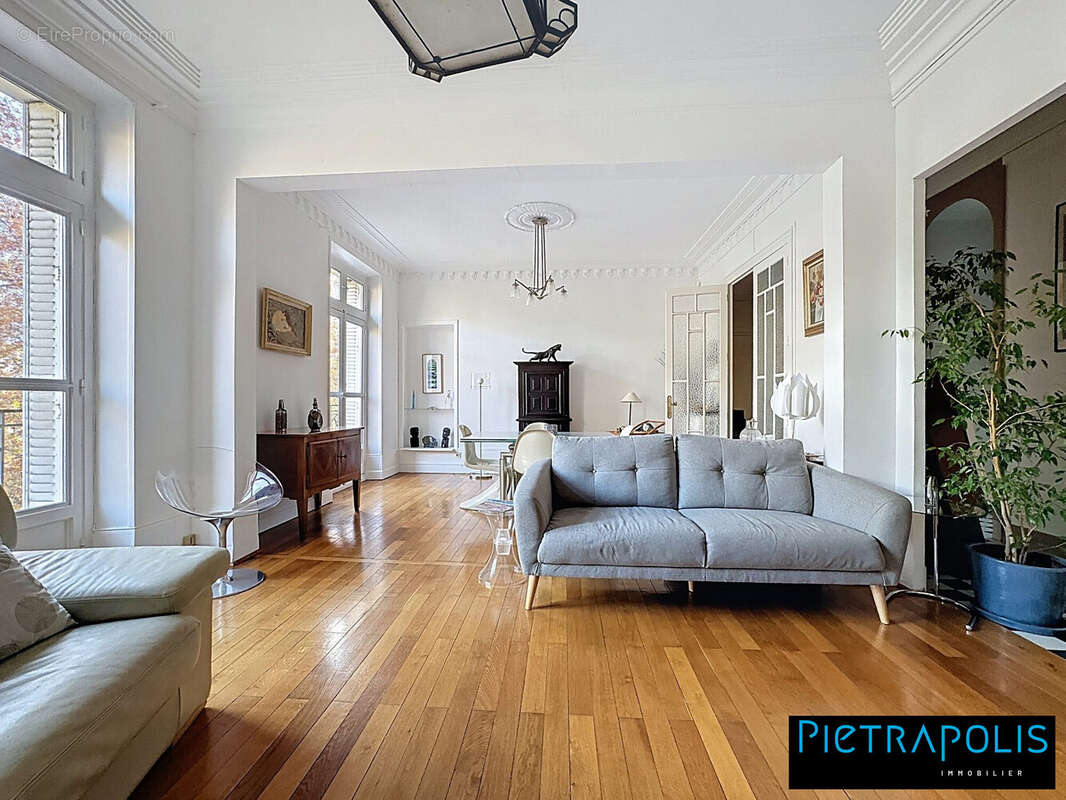 Appartement 165 m² à Grenoble  - photo 2