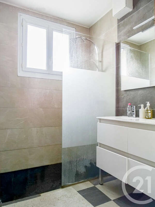 Appartement à LYON-3E