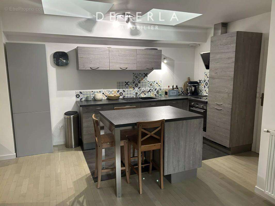 Appartement à ISSY-LES-MOULINEAUX