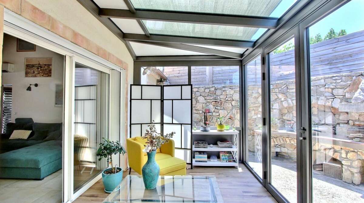 Maison à LE CANNET-DES-MAURES