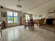 Maison à COMBS-LA-VILLE