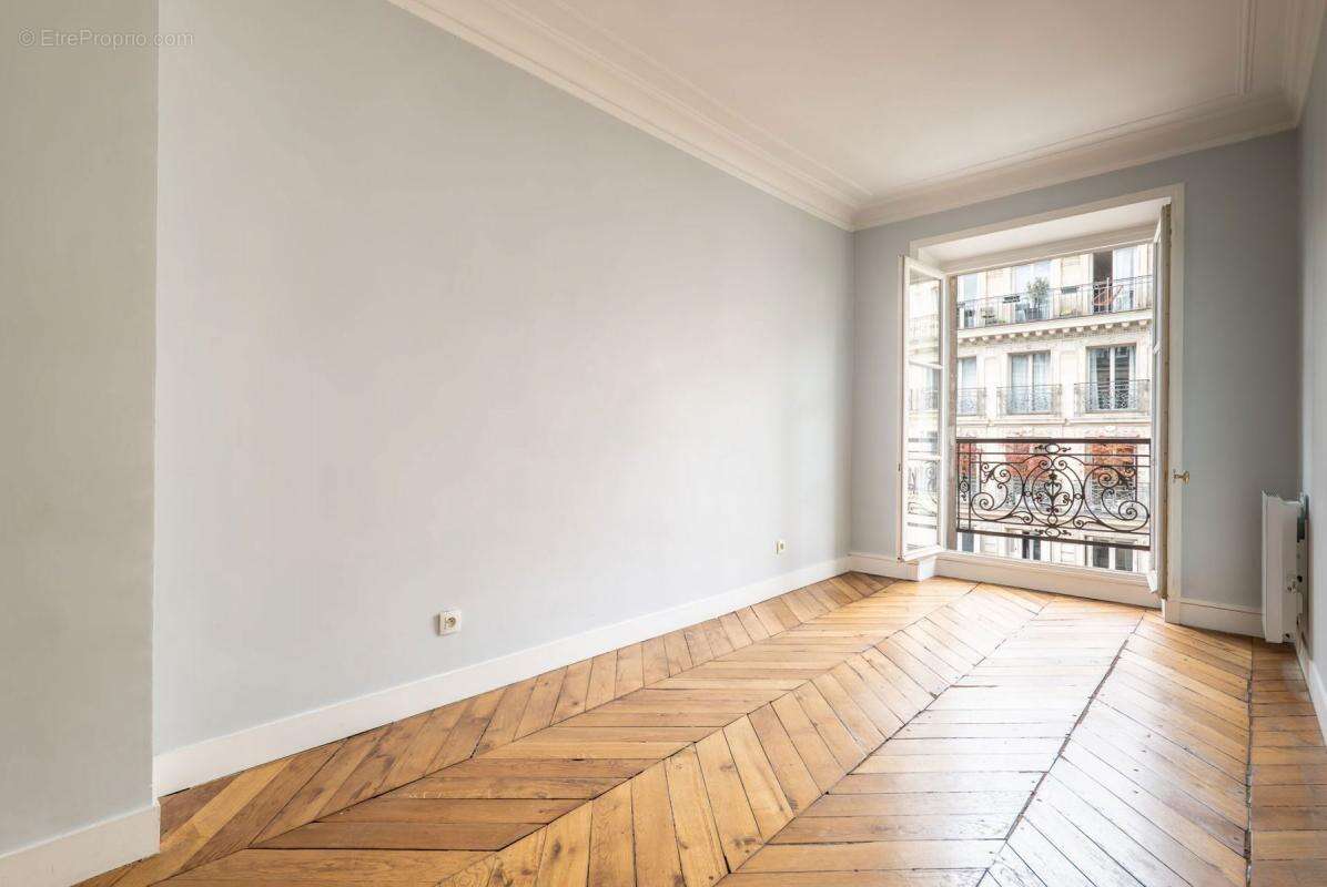 Appartement à PARIS-3E