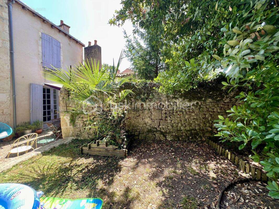 Exceptionnel ! Centre ville Poitiers. Appartement 2 chambres. Jardin - photo 11