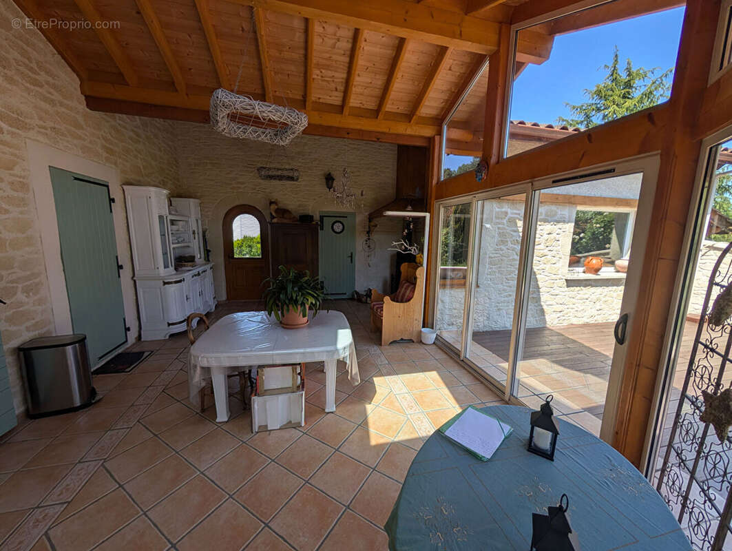 Maison à COUR-ET-BUIS
