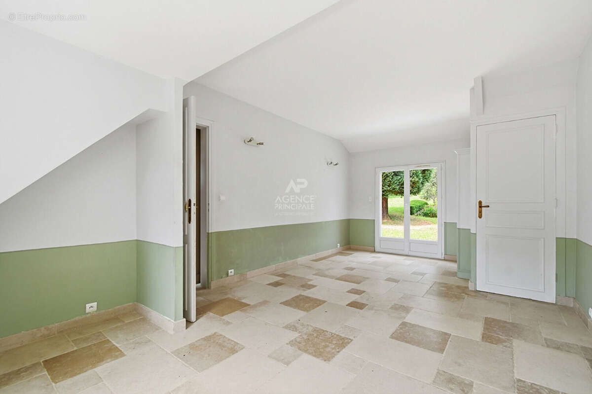 Maison Mareil Marly 9 pièce(s) - photo 12