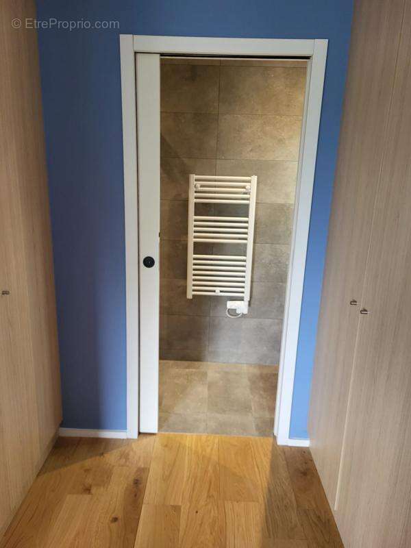 Appartement à MORNANT