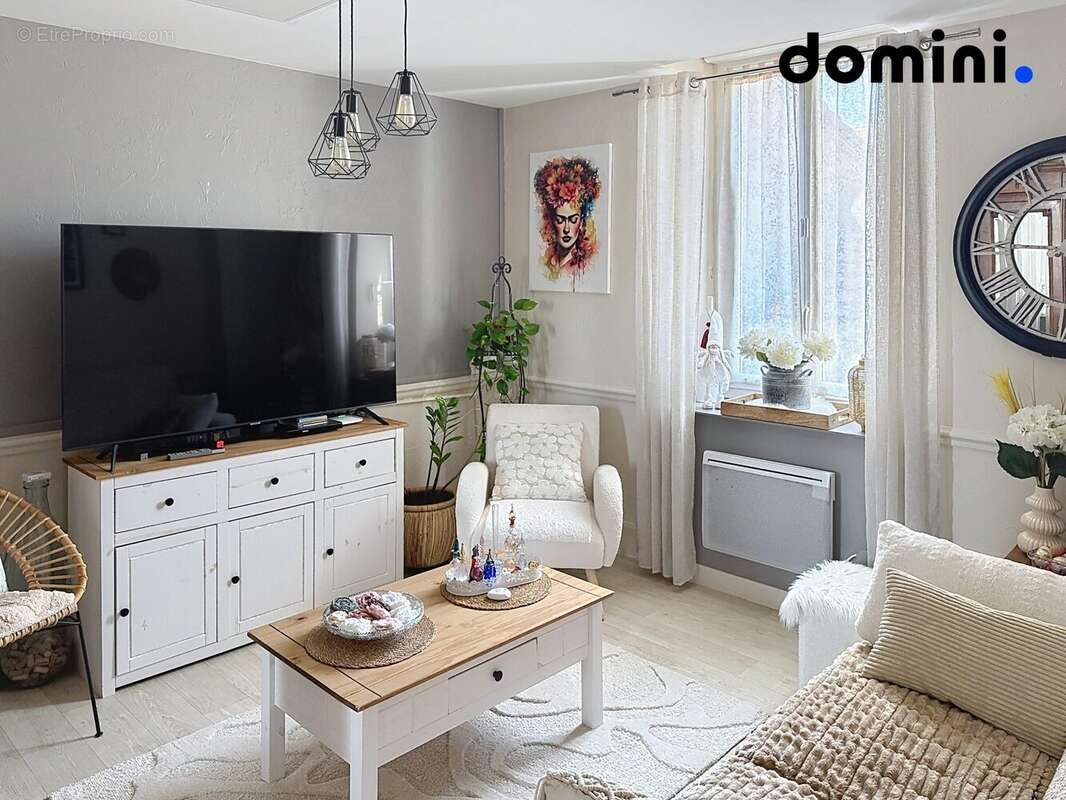 Appartement à MONTCEAU-LES-MINES