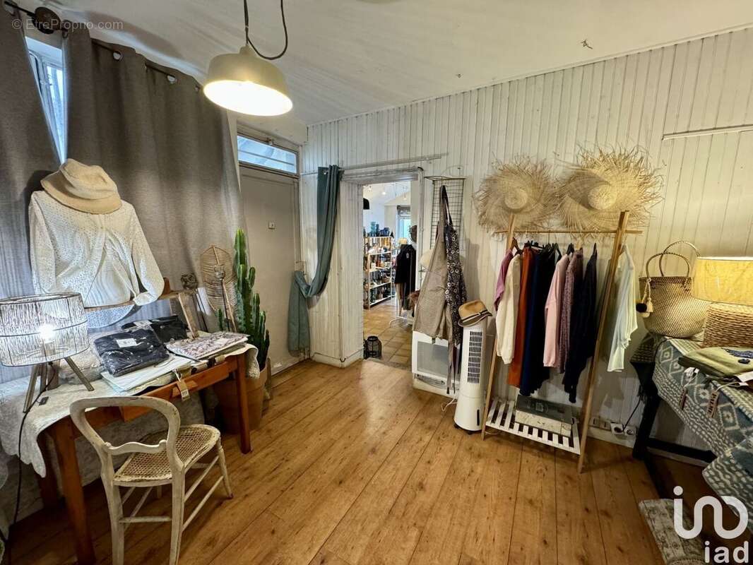 Photo 5 - Commerce à LARDY