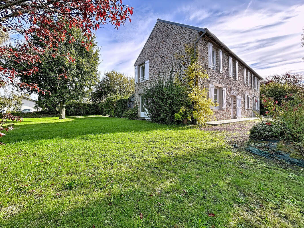 Maison à GOUVILLE-SUR-MER