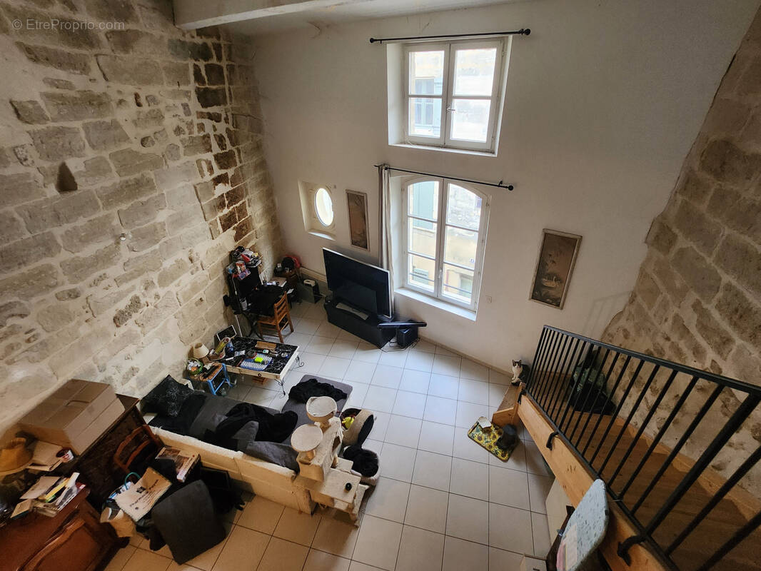 Appartement à UZES