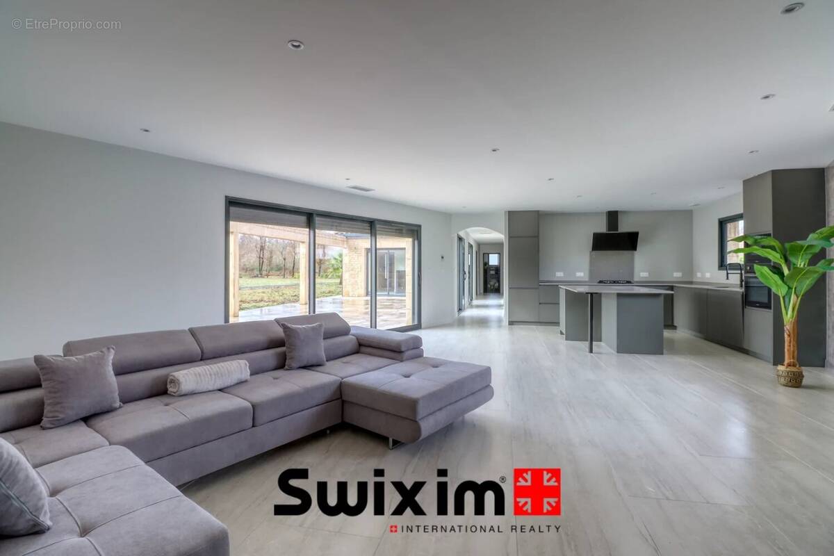 Maison à LESPARRE-MEDOC