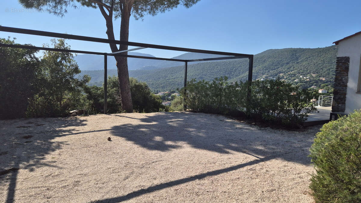 Maison à LA CROIX-VALMER