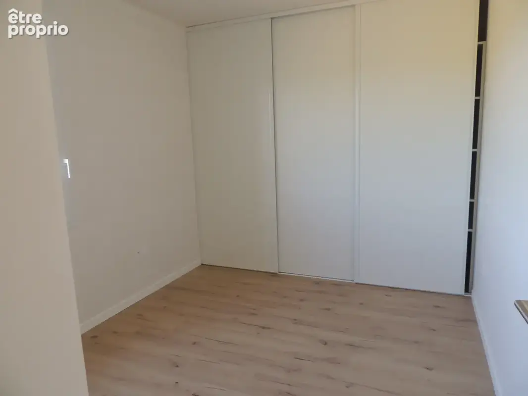Maison de plain pied 80 m2 habitable / 3 chambres / 663 m2 Terrain - photo 6