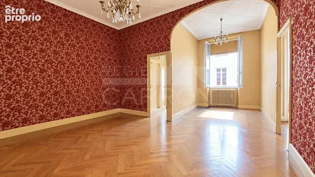 CROIX-ROUSSE / Rue du Mail – T6 traversant - 91 m² - photo 2