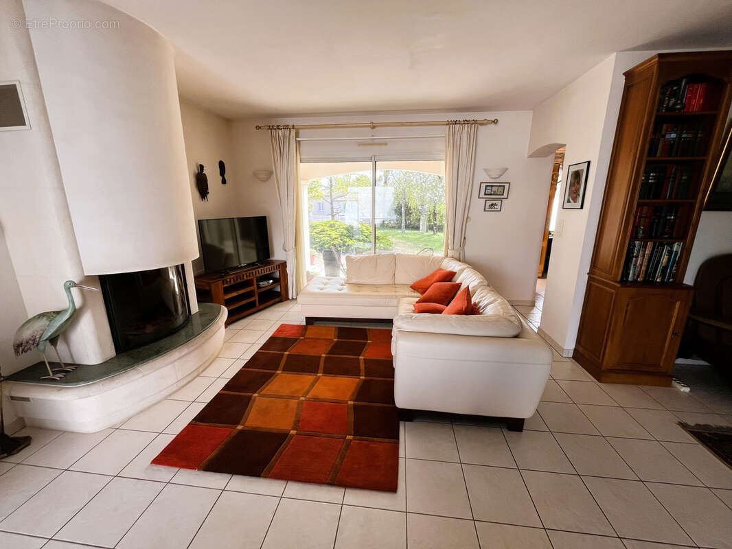 Maison à LE GIROUARD