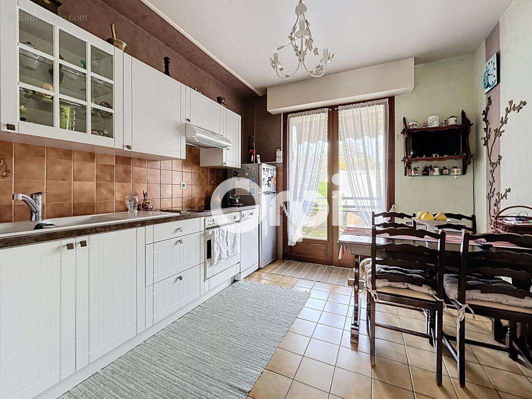 Appartement à BRIVE-LA-GAILLARDE