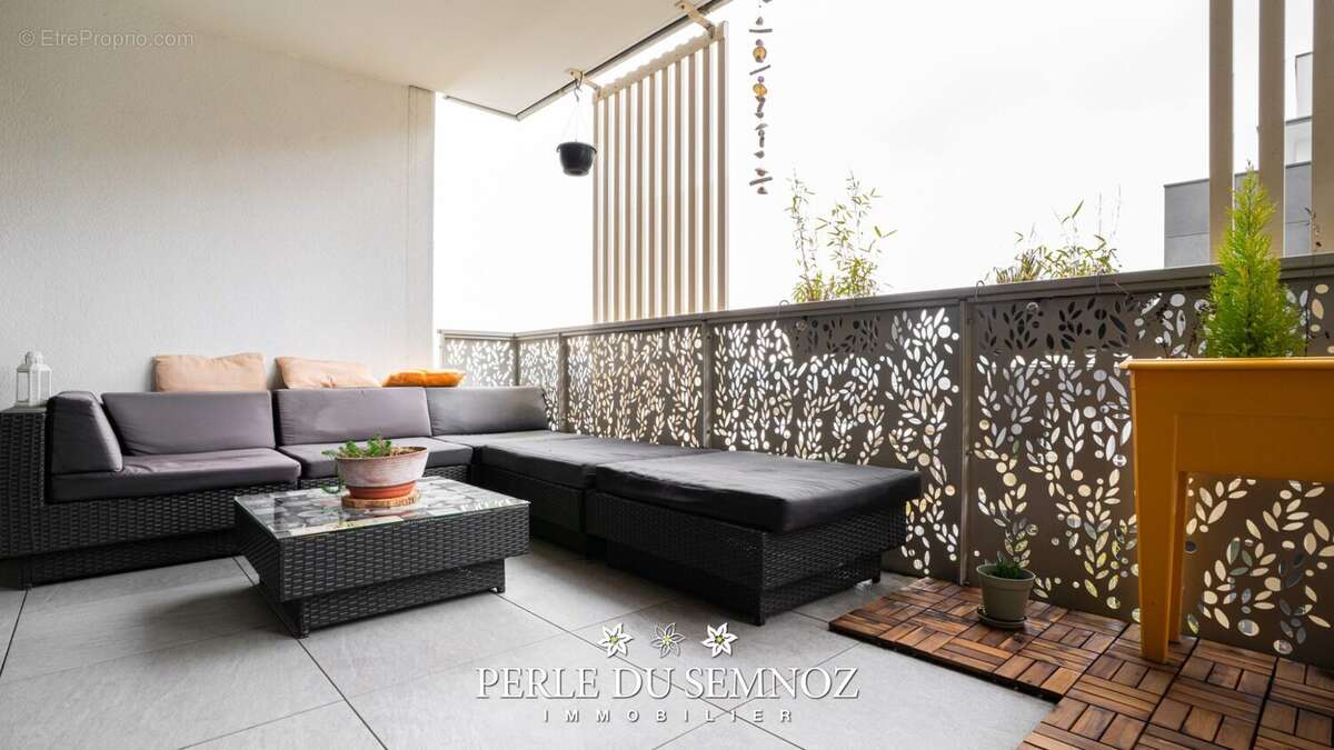 Appartement à SEYNOD