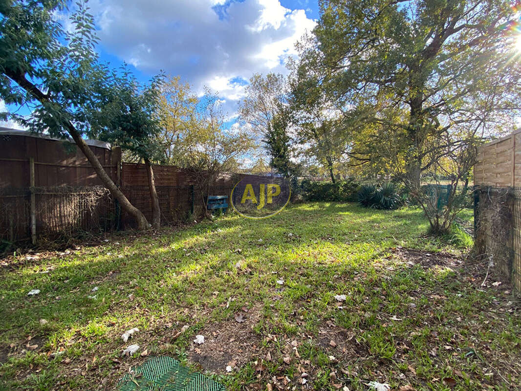 Maison à VENDAYS-MONTALIVET