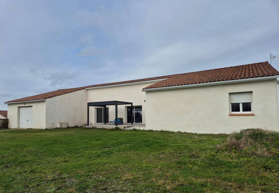 Photo 1 - Maison à MONESTIES