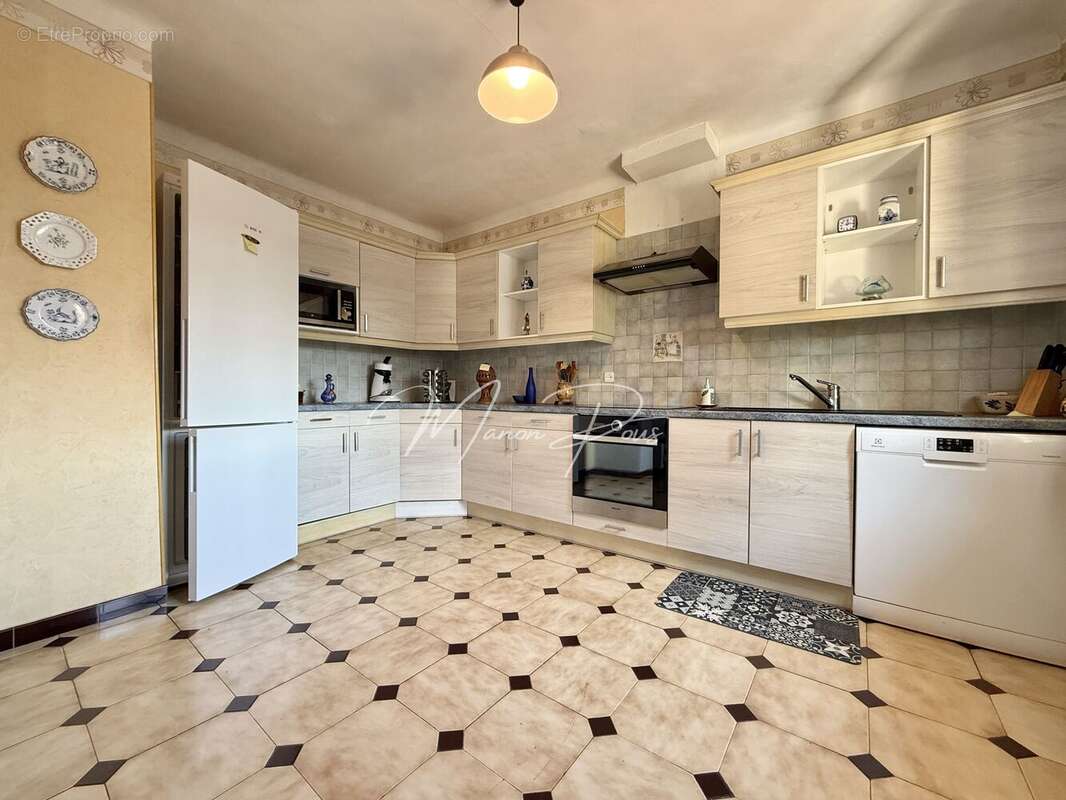 Maison 150 m² à Rodes  - photo 6