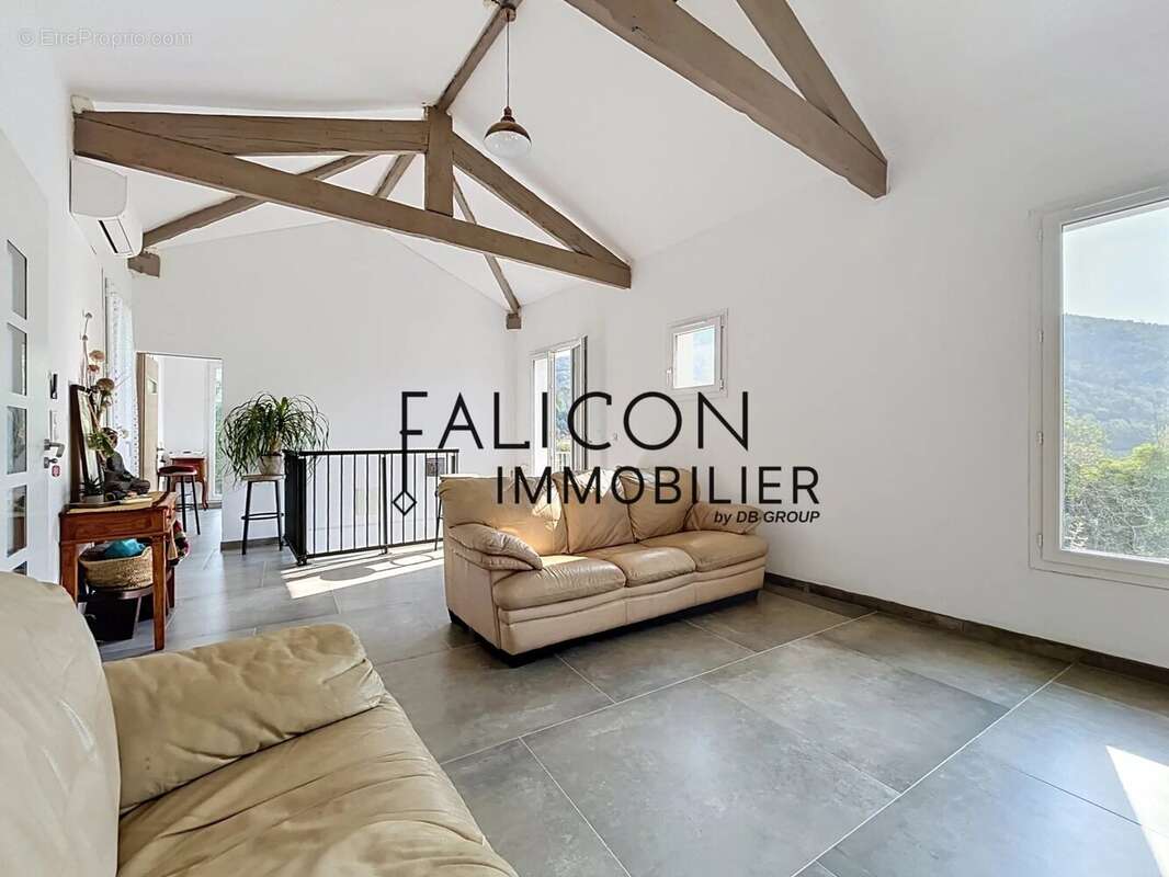Maison-Loft de caractère – 6 pièces - photo 4