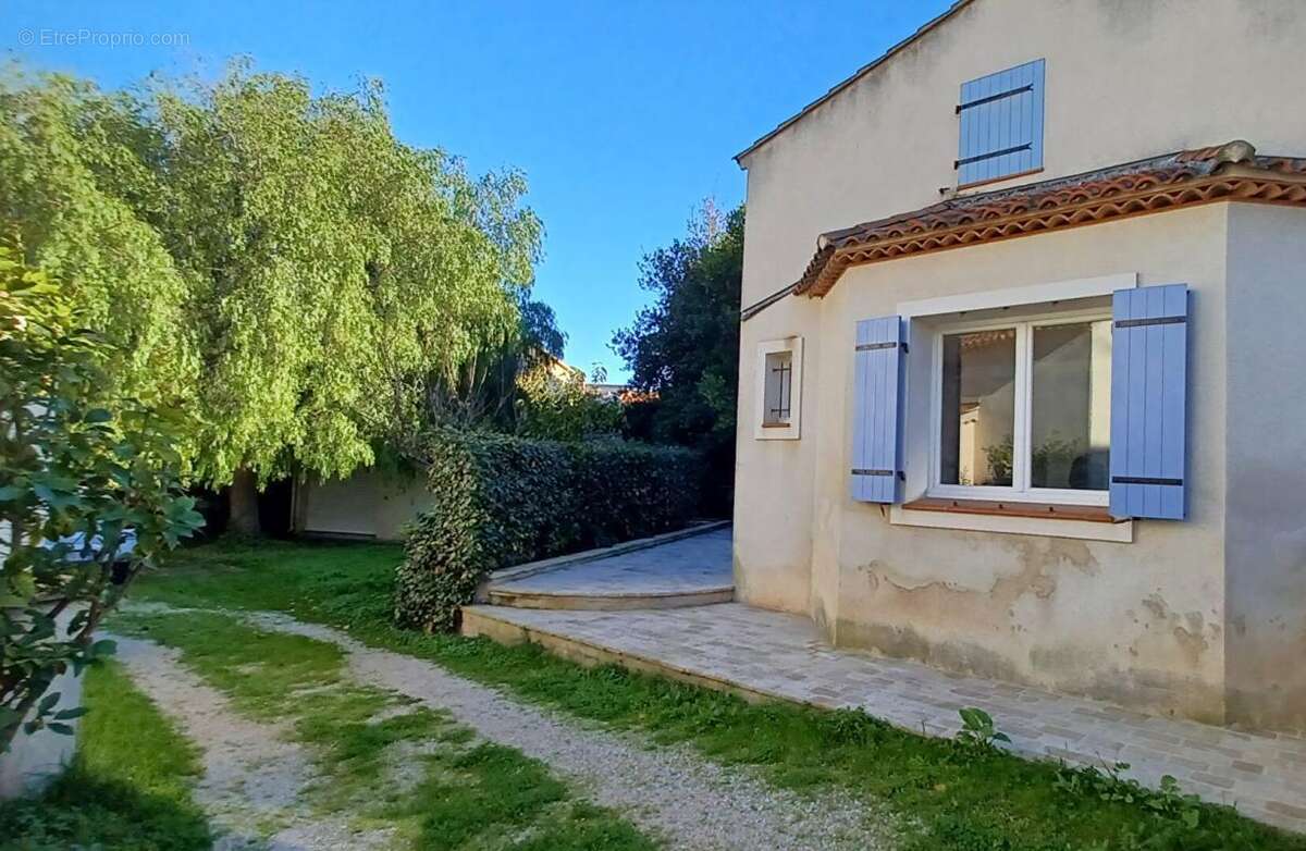 Maison à SIX-FOURS-LES-PLAGES