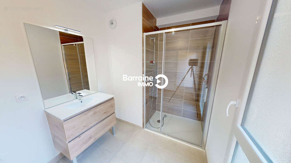 Appartement à LE RELECQ-KERHUON