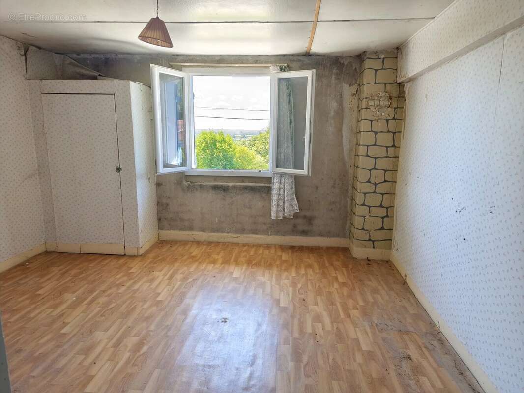 Maison de campagne 4 chambres . - photo 9