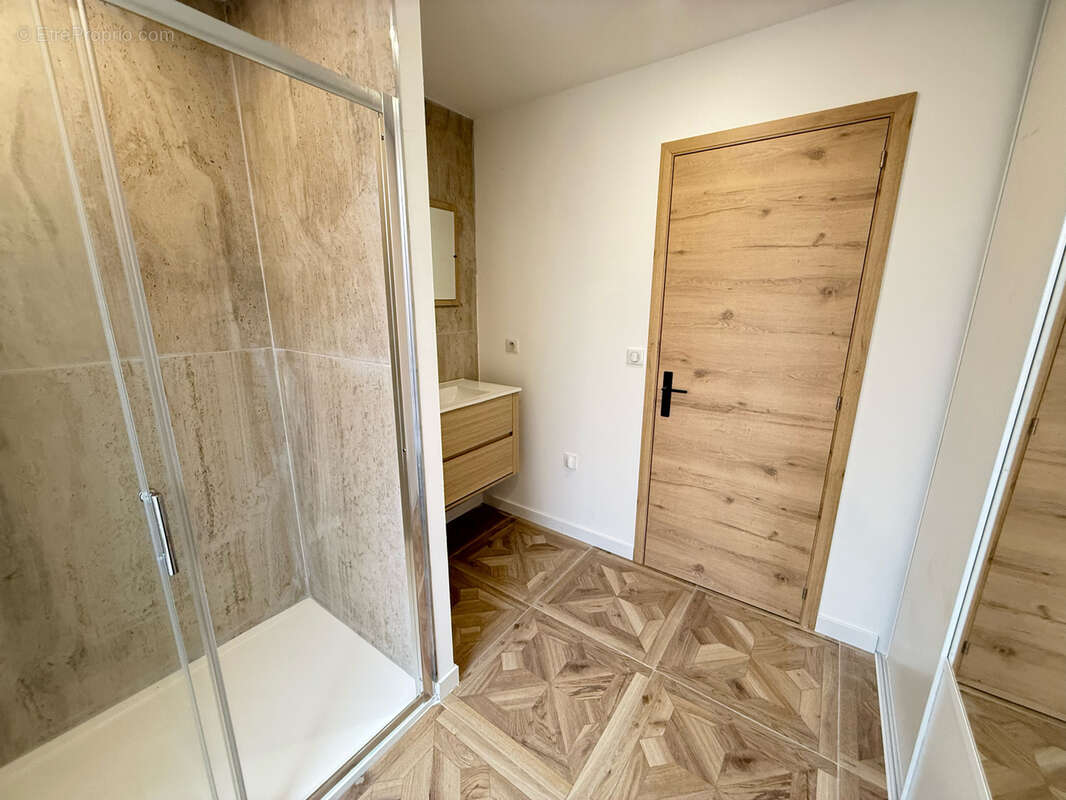 Appartement T3 lumineux 75 m2 centre-ville proche quais - photo 14