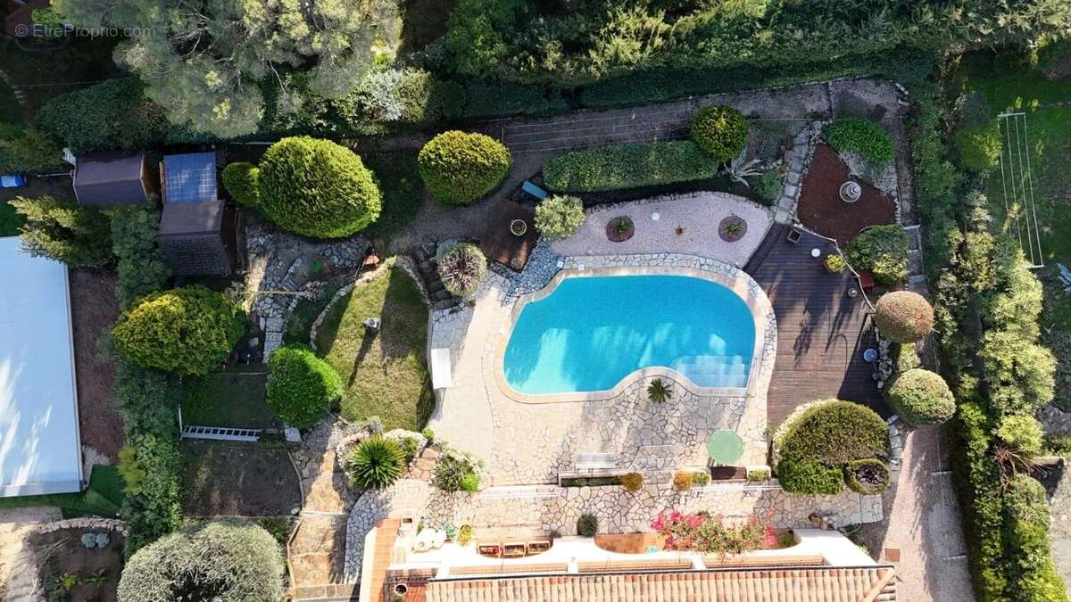 Maison à SAINT-RAPHAEL