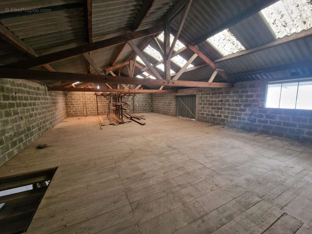 Maison à BRISSAC-QUINCE