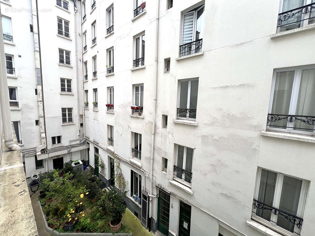 Appartement à PARIS-11E