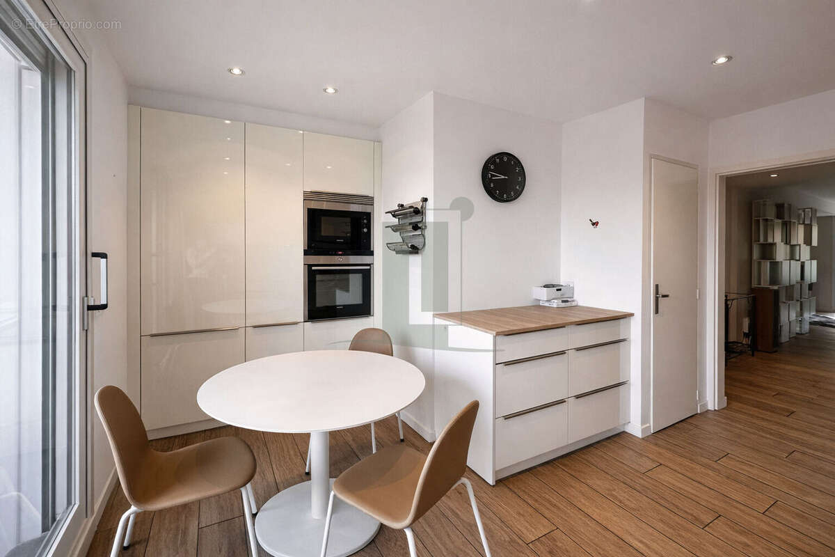 Grand appartement traversant avec terrasses, secteur Chambre d'Amour - photo 5