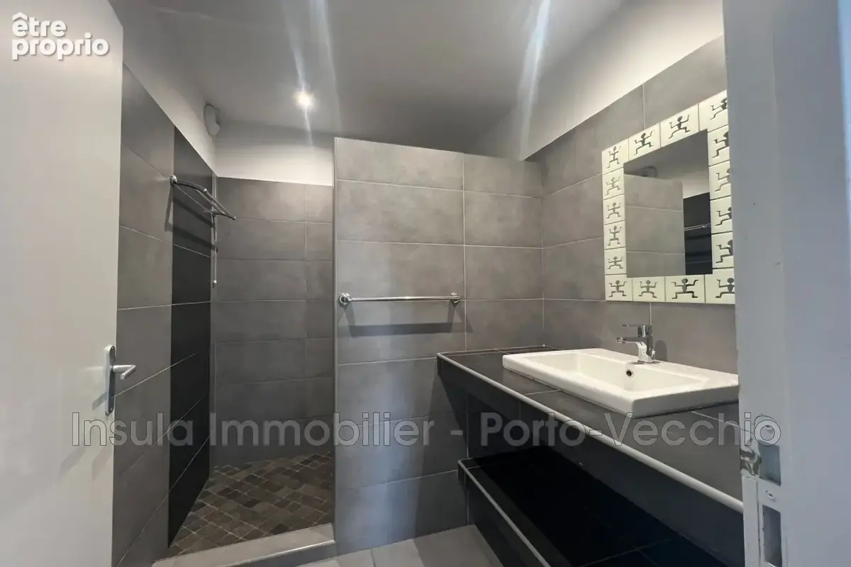 Appartement 78 m² à Porto-Vecchio  - photo 8