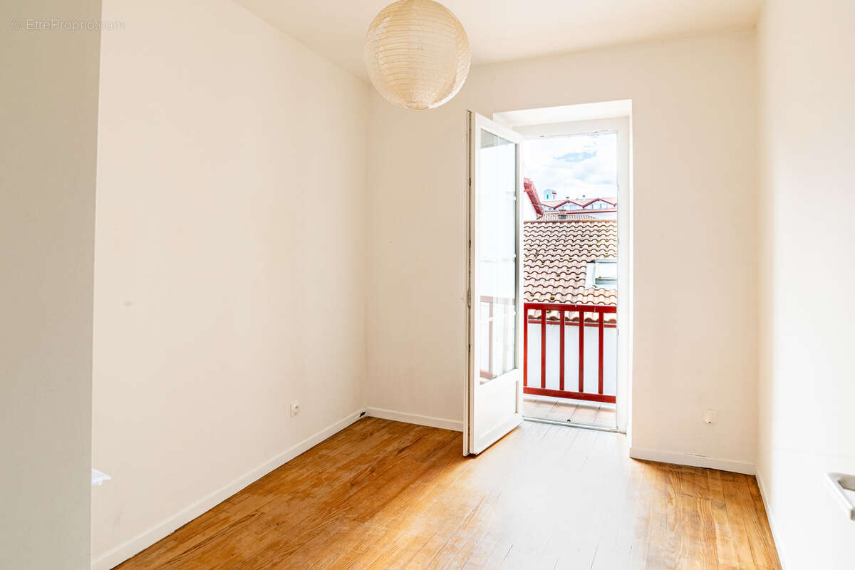 Appartement à CIBOURE