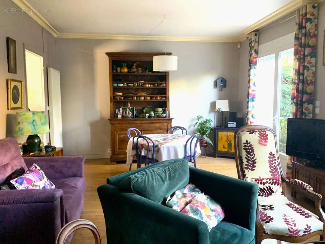 Maison à ROMANS-SUR-ISERE