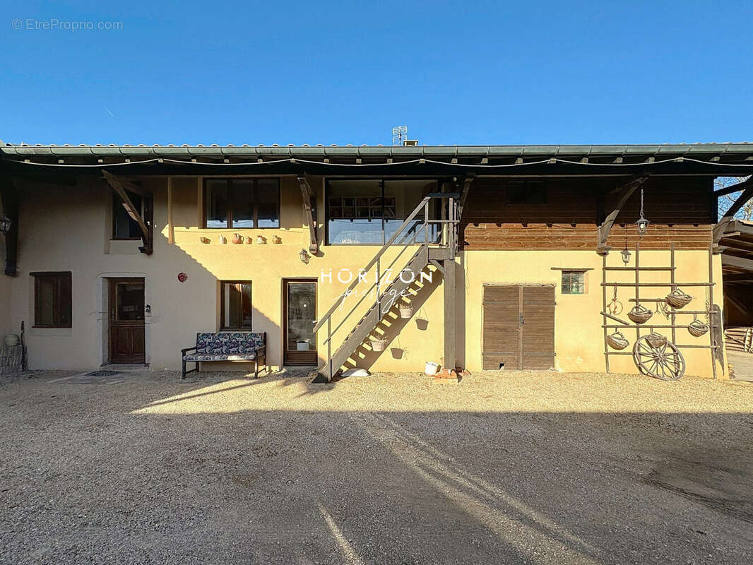Maison à ILLIAT