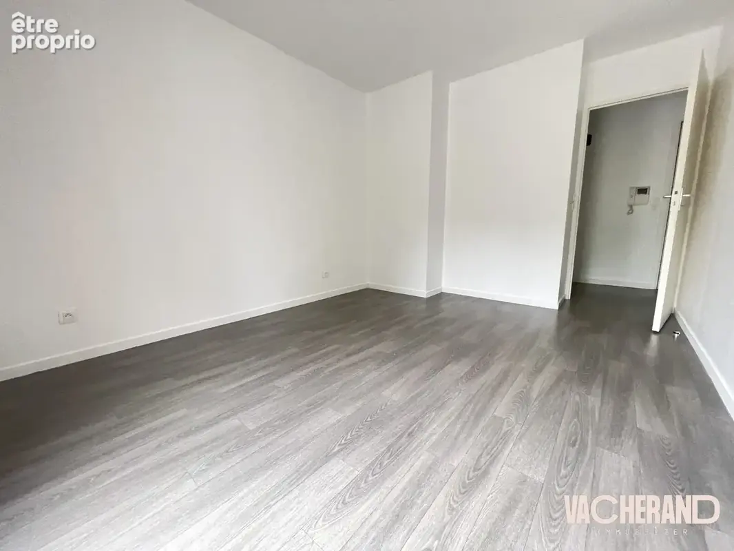 Appartement 4 pièces 69 m² à vendre à Lille (59000) - photo 6