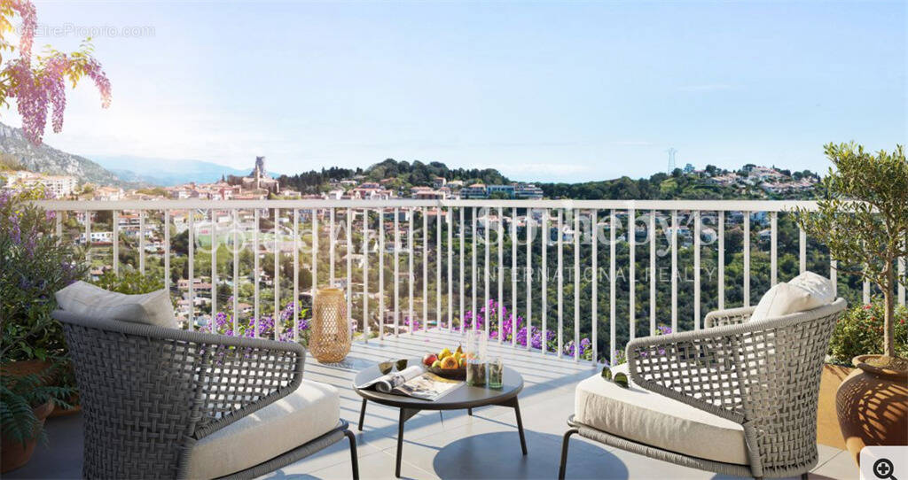 Appartement à LA TURBIE