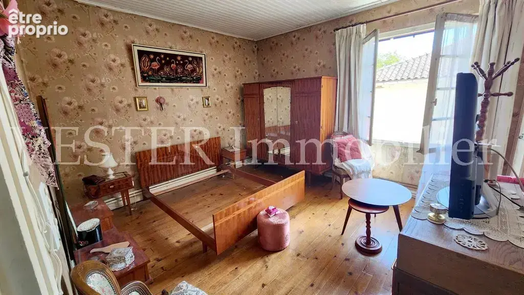 Grande maison de village avec 7 chambres, jardin et dépendances - photo 9