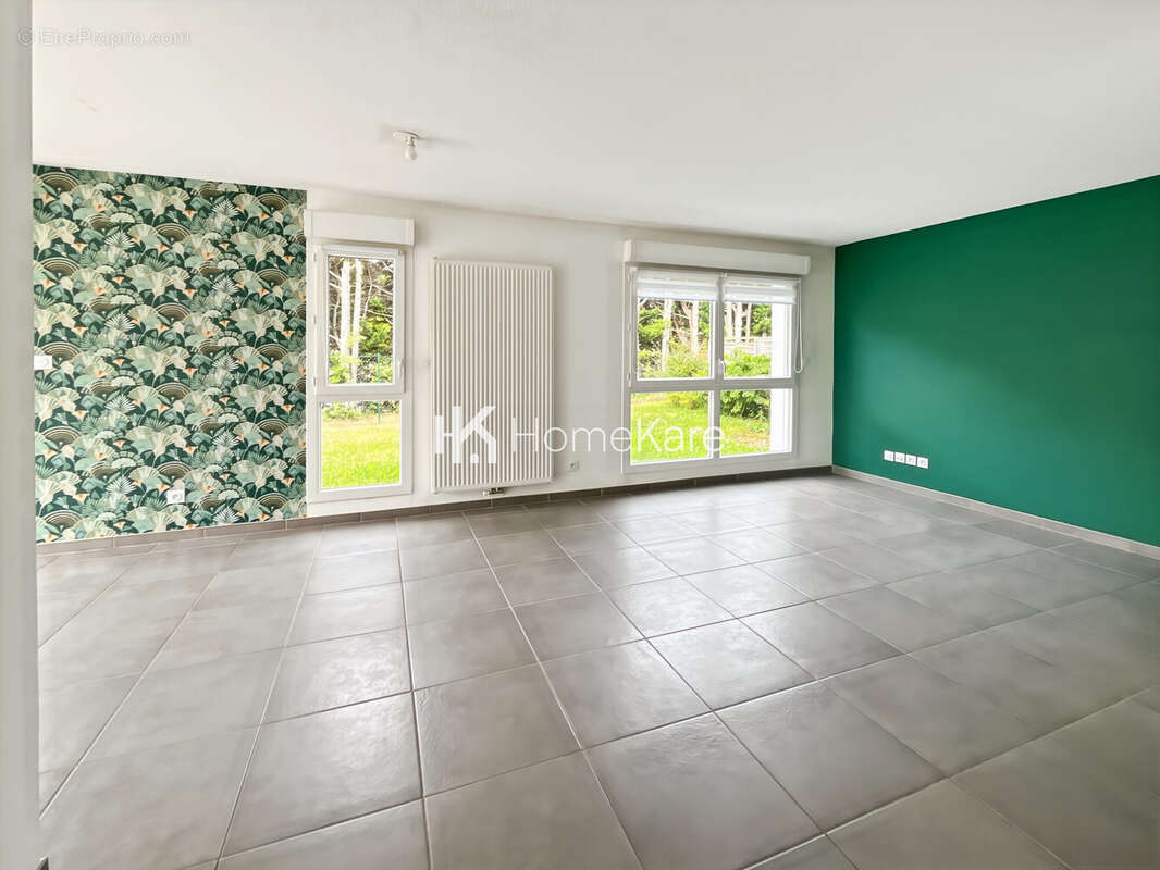 Appartement 69 m² à Pessac  - photo 2