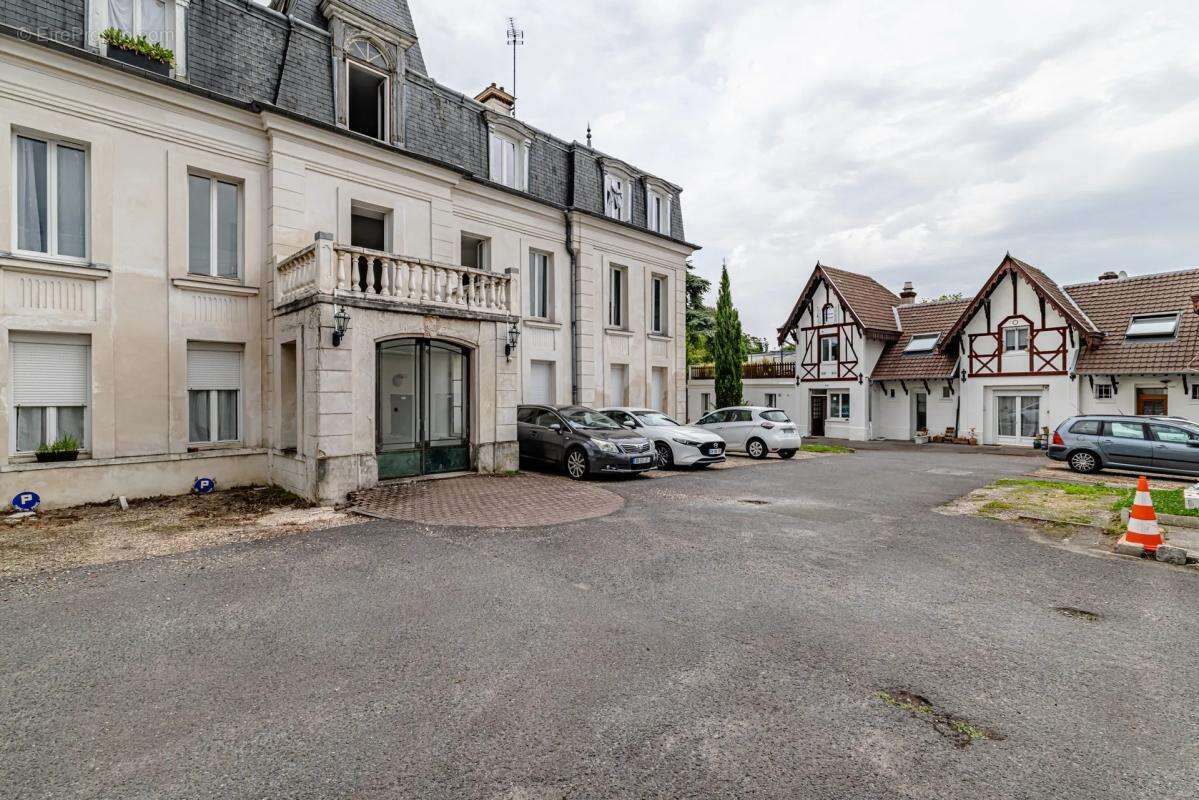 Appartement à MAFFLIERS