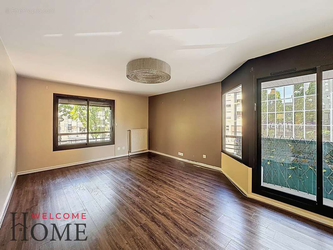 Appartement à LEVALLOIS-PERRET