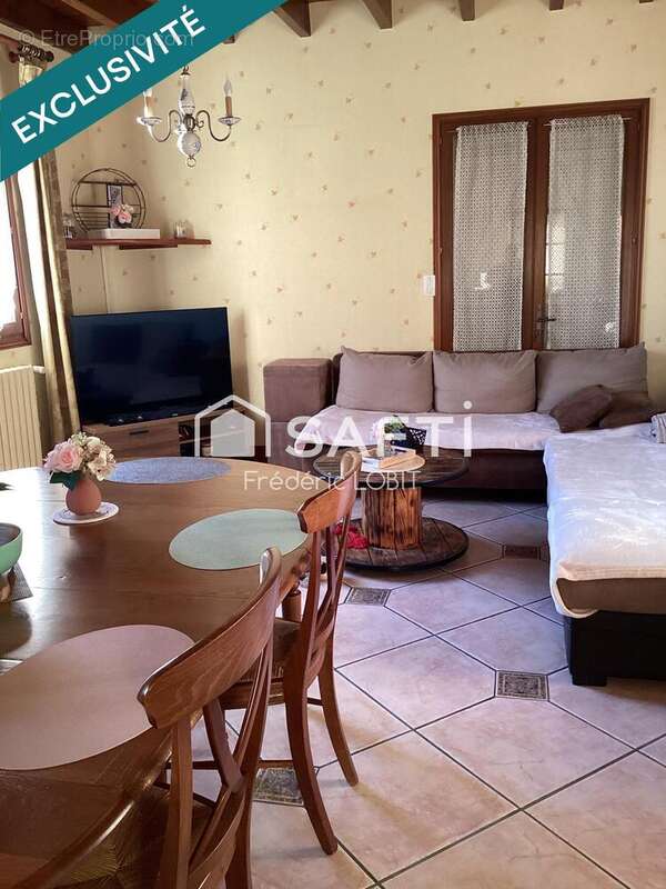 Maison 97 m² à Puynormand  - photo 4