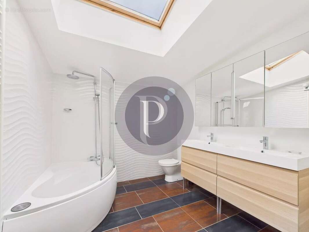 Appartement à LE PLESSIS-ROBINSON