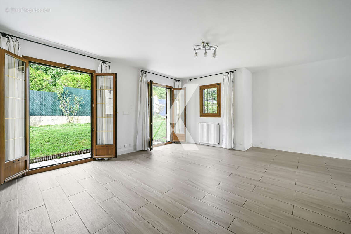 Maison à SAINT-LEU-LA-FORET